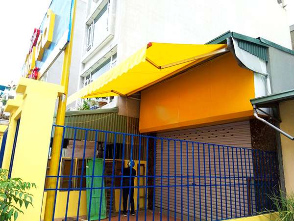 bạt mái hiên di động bạt mái hiên di động